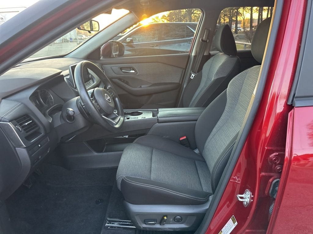 2023 Nissan Rogue SV FWD