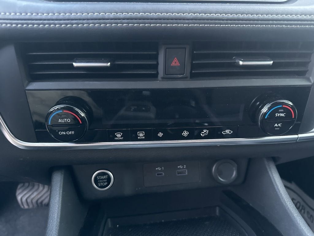 2023 Nissan Rogue SV FWD