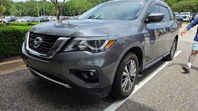 2018 Nissan Pathfinder S