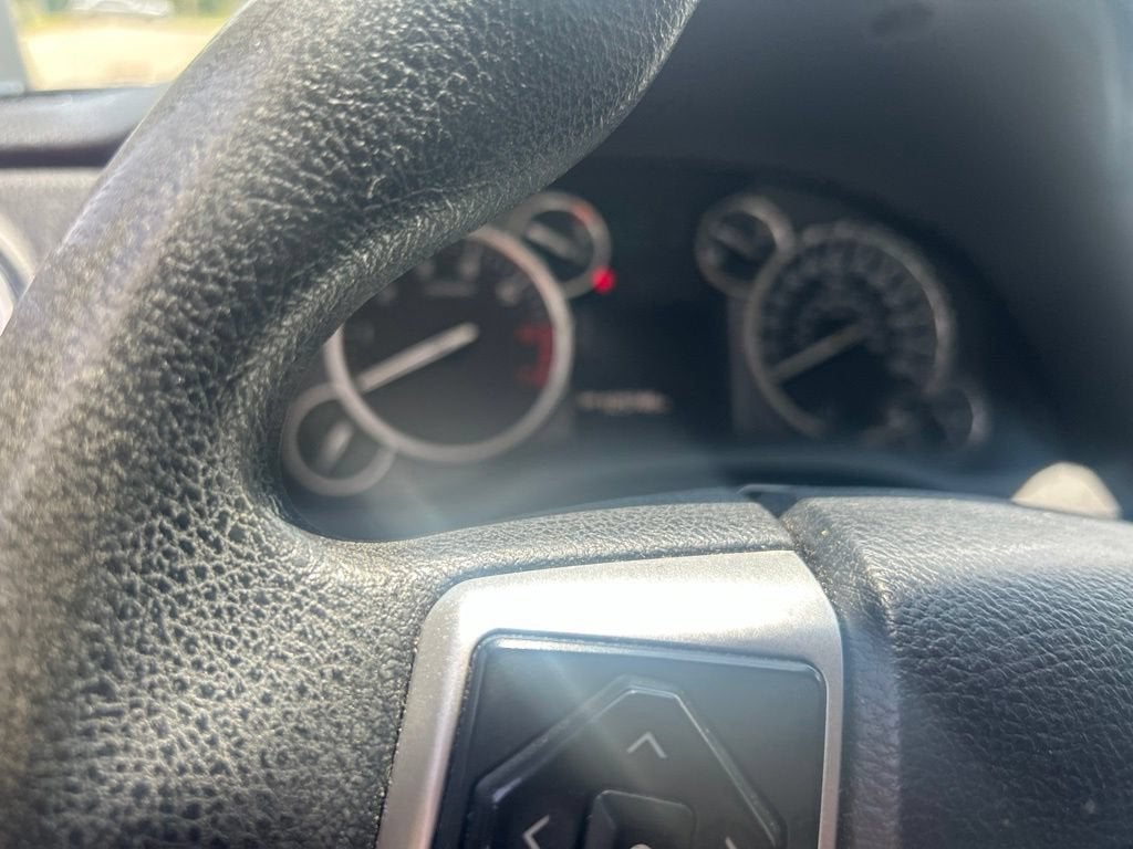 2015 Toyota Tundra SR5 5.7L V8