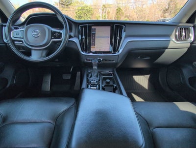 2020 Volvo S60 T5 Momentum