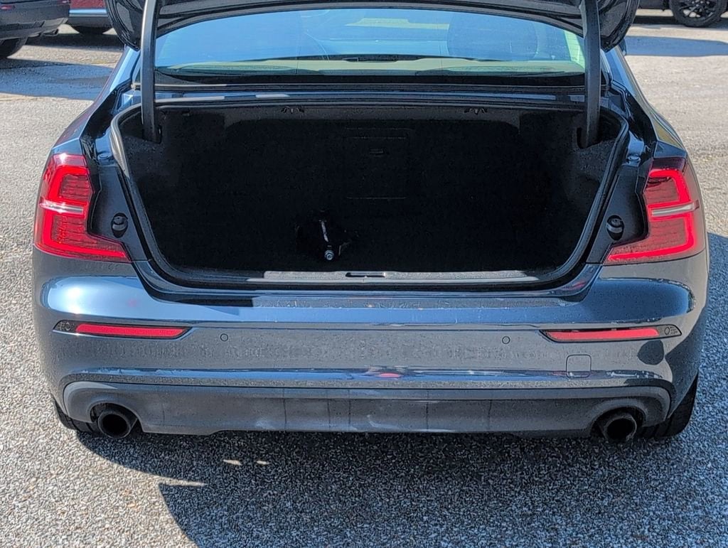 2020 Volvo S60 T5 Momentum