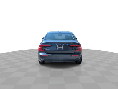 2020 Volvo S60 T5 Momentum