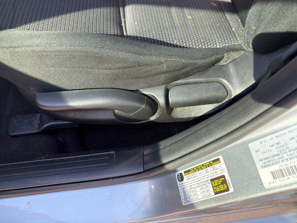 2013 Mazda Mazda3 i SV
