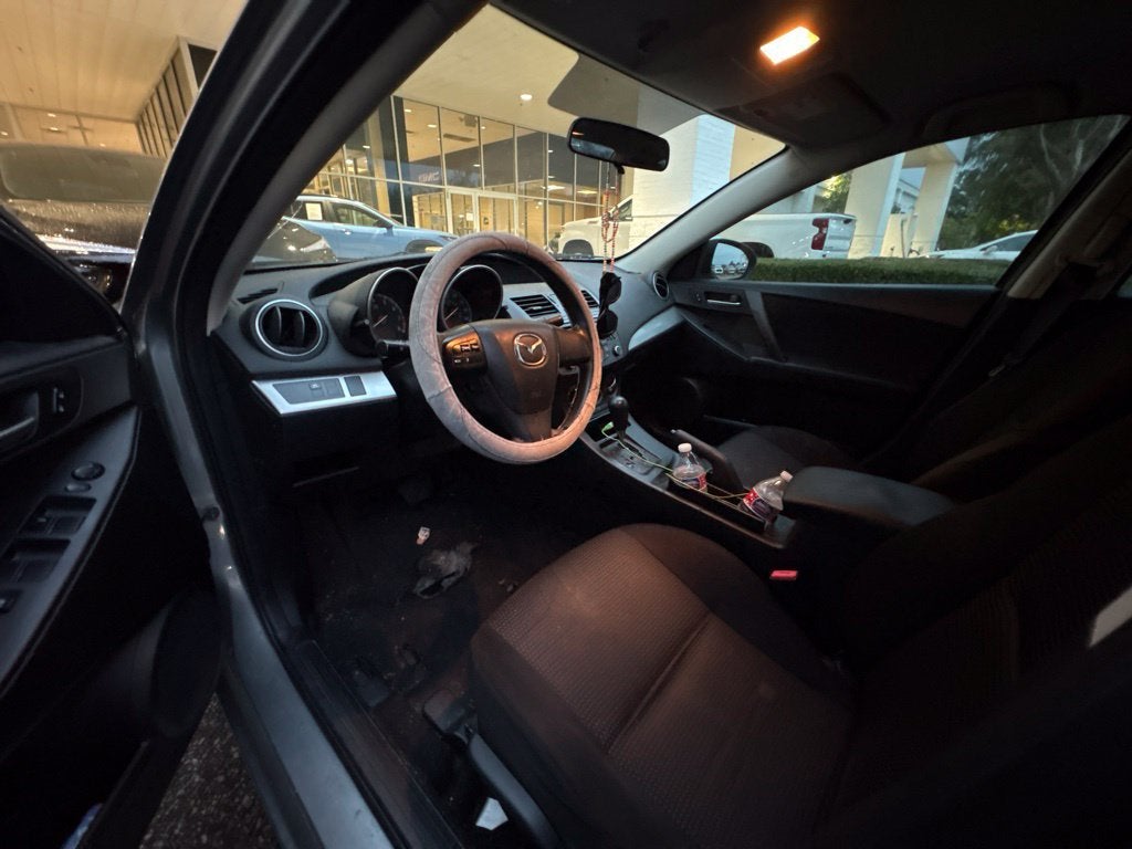 2013 Mazda Mazda3 i SV