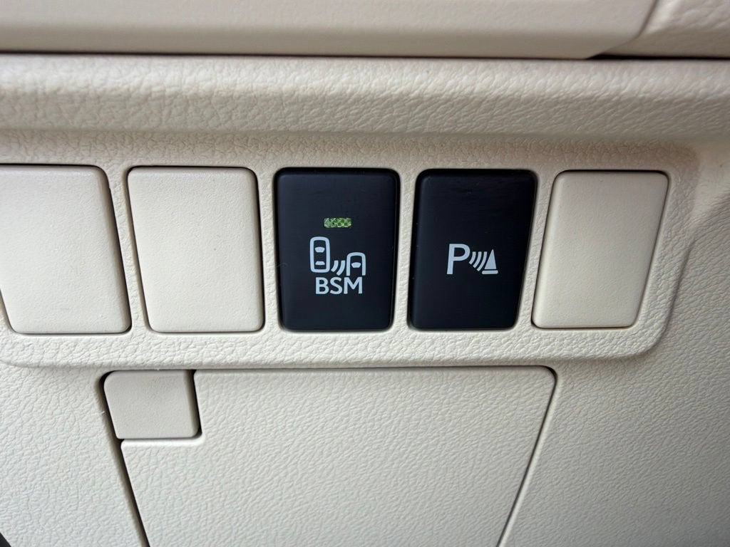 2015 Lexus ES 350 Crafted Line