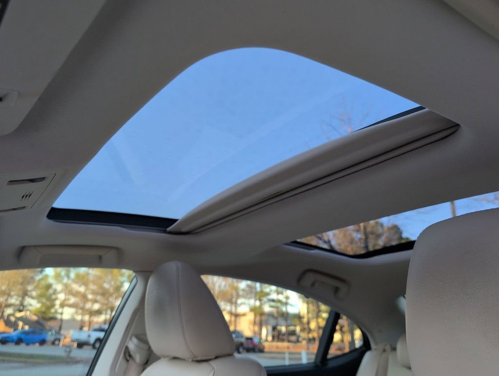 2013 Lexus ES 350 4dr Sdn