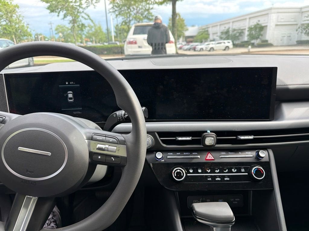 2025 Hyundai Sonata SE