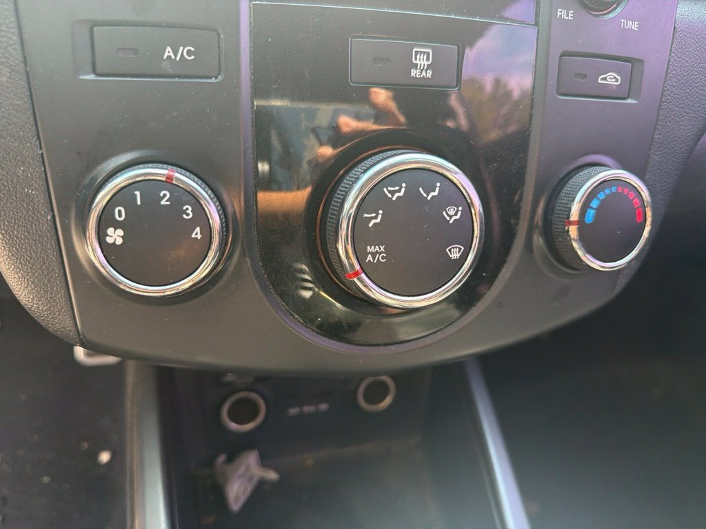 2010 Kia Forte Koup SX