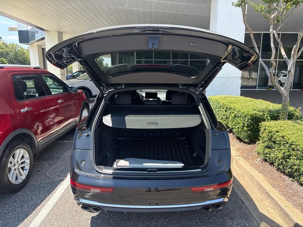 2022 Audi SQ5 Premium Plus TFSI quattro Tiptronic