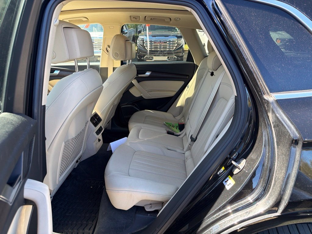 2022 Audi Q5 Premium Plus 40 TFSI quattro S tronic
