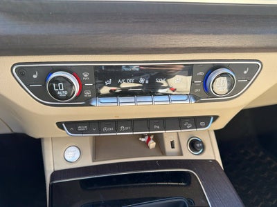 2022 Audi Q5 Premium Plus 40 TFSI quattro S tronic
