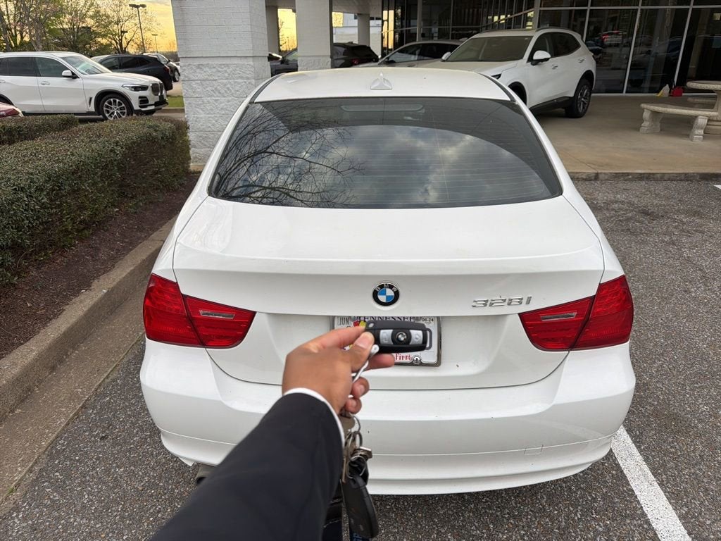 2011 BMW 328i 328i