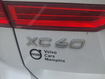 2021 Volvo XC60 T5 Momentum
