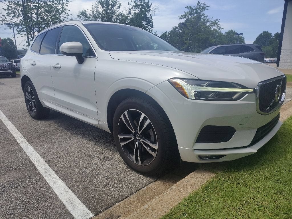 2021 Volvo XC60 T5 Momentum