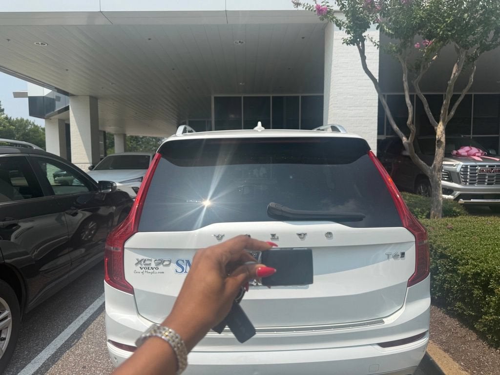 2019 Volvo XC90 T6 Momentum